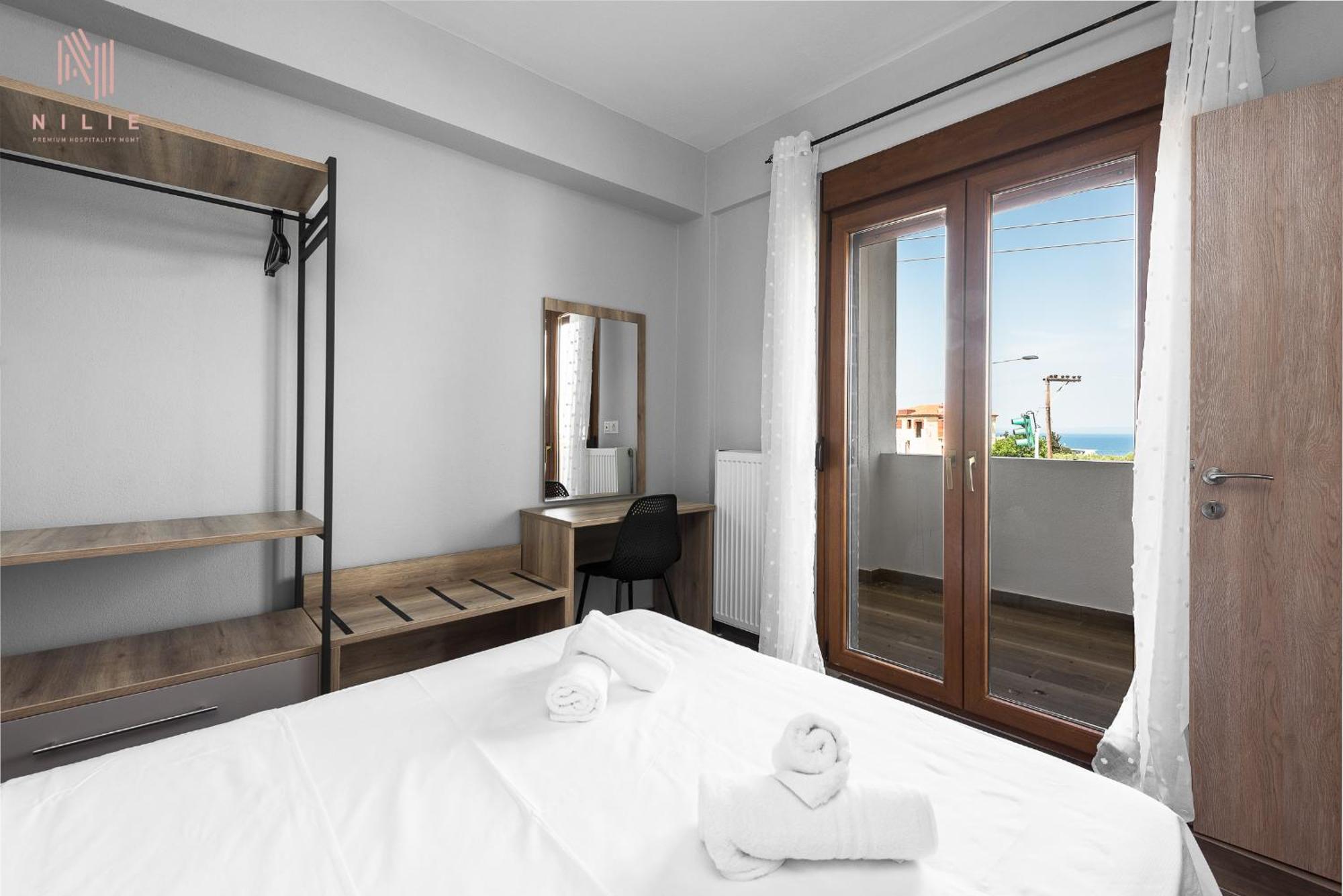 Ultima Summer Residence, Nilie Hospitality Mgmt Áfitos Extérieur photo