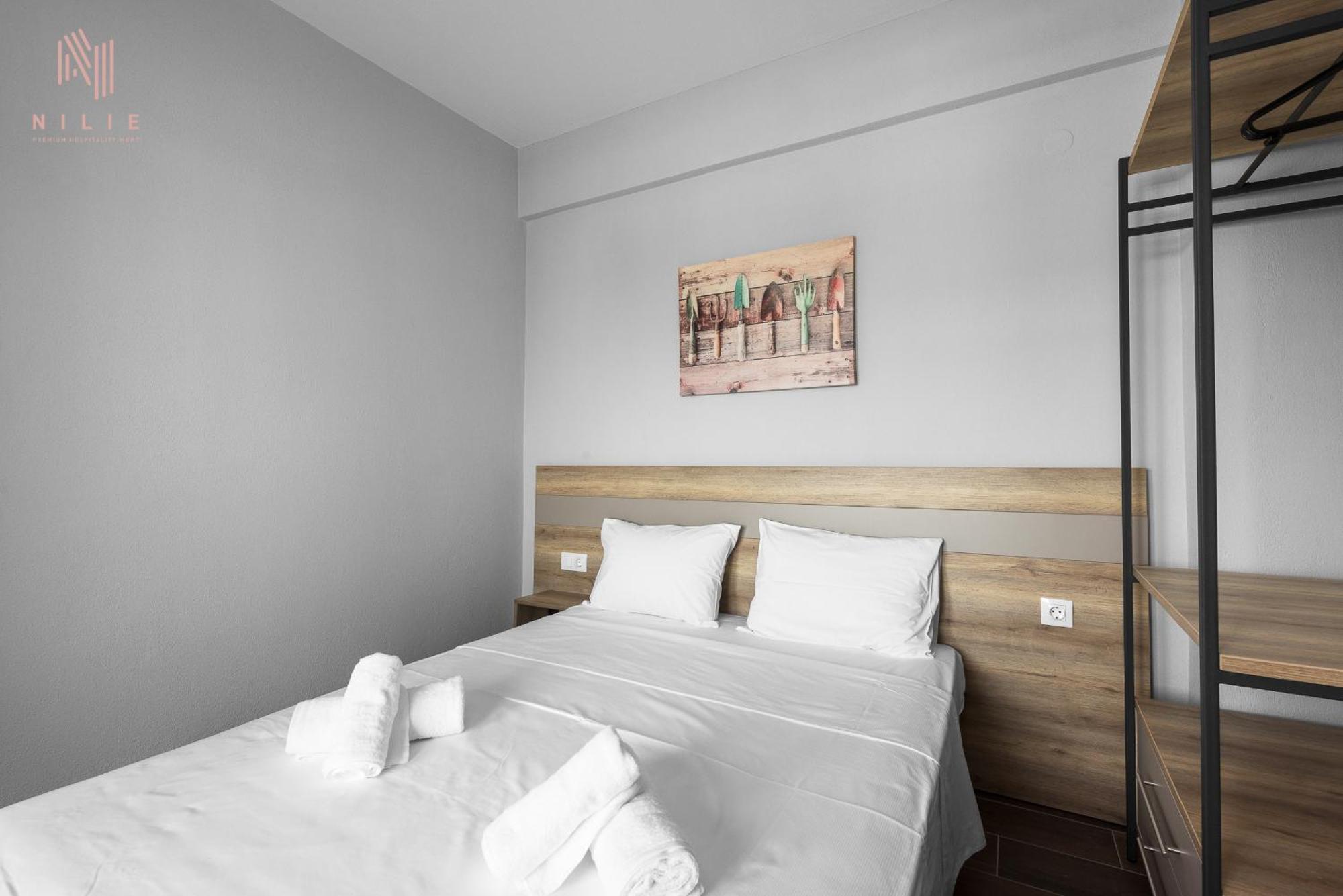 Ultima Summer Residence, Nilie Hospitality Mgmt Áfitos Extérieur photo